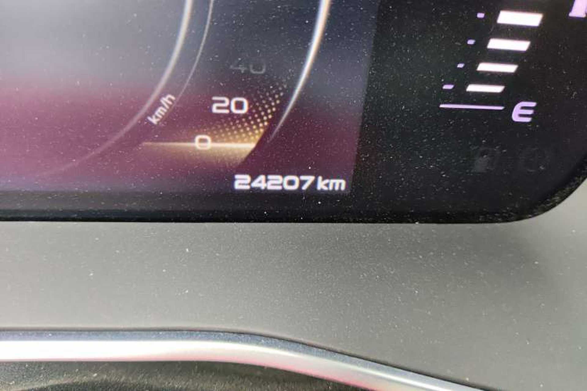 Used Geely Auto Preface 2021 2.0TD Luxury Version Odometer Close Up