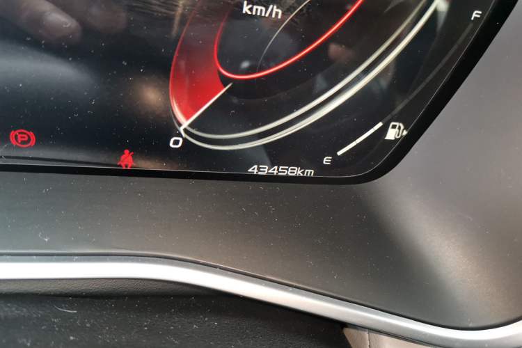 Used Geely Auto Preface 2021 2.0TD Luxury Version Odometer Close Up
