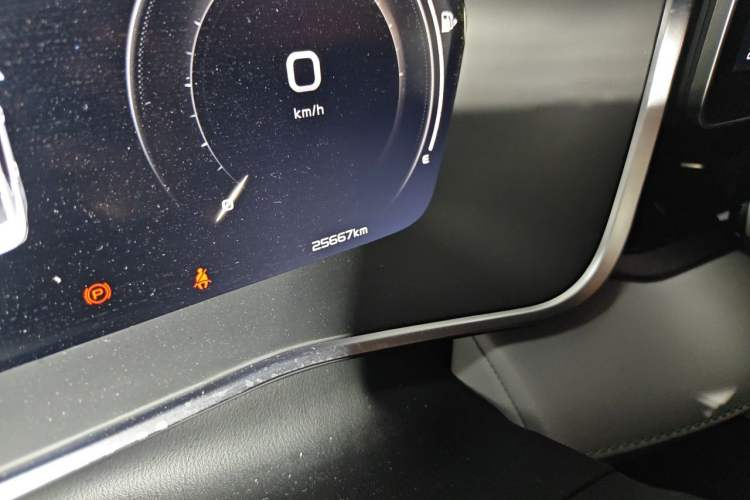Used Geely Auto Preface 2021 Revised Version 2.0TD Luxury Edition Odometer Close Up