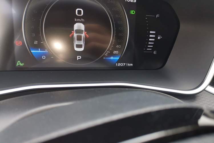 Used Geely Auto Preface 2021 2.0TD Luxury Version Odometer Close Up