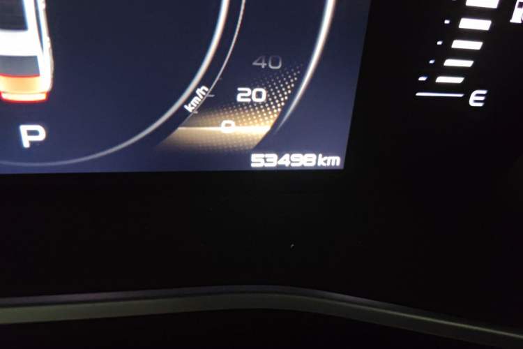 Used Geely Auto Preface 2021 2.0TD Luxury Version Odometer Close Up