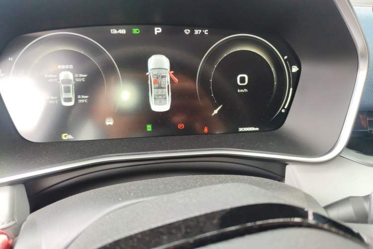 Used Geely Auto Preface 2021 Revised Version 2.0TD Luxury Edition Odometer Close Up
