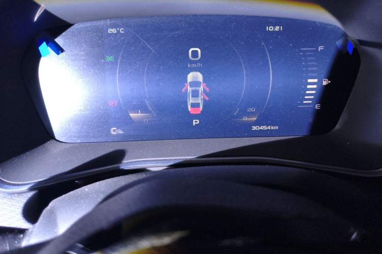 Used Geely Auto Preface 2021 2.0TD Luxury Version Odometer Close Up