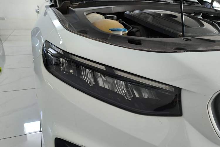 Used Geely Auto Preface 2021 Revised Version 2.0TD Luxury Edition Right Front Headlight
