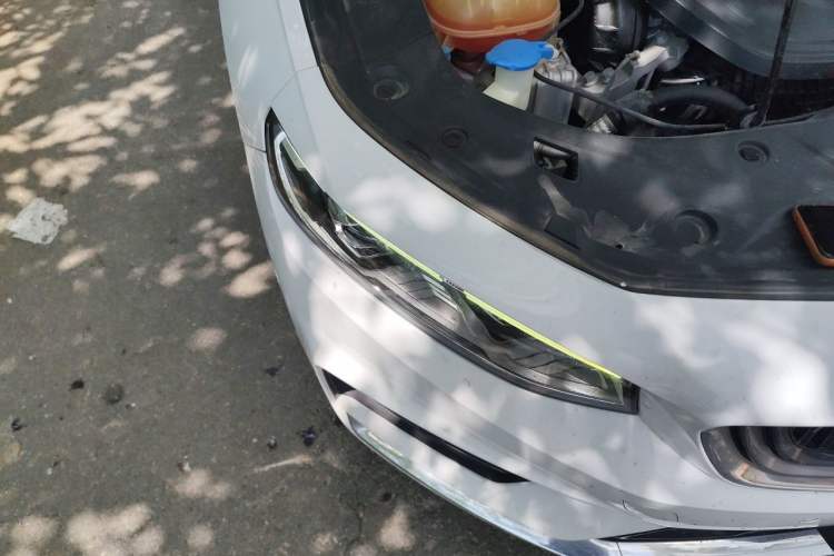Used Geely Auto Preface 2021 2.0TD Luxury Version Right Front Headlight