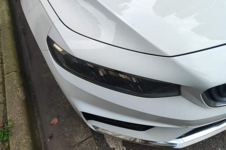 Used Geely Auto Preface 2021 Revised Version 2.0TD Luxury Edition Right Front Headlight