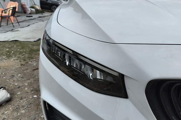 Used Geely Auto Preface 2021 2.0TD Luxury Version Right Front Headlight