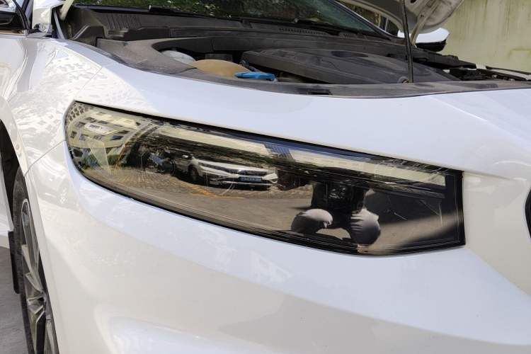 Used Geely Auto Preface 2021 2.0TD Luxury Version Right Front Headlight