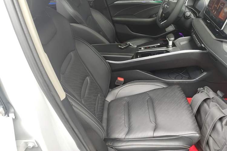 Used Geely Auto Preface 2021 2.0TD Luxury Version Right Front Seat