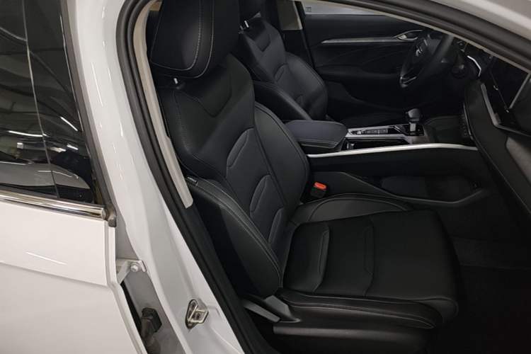Used Geely Auto Preface 2021 2.0TD Luxury Version Right Front Seat