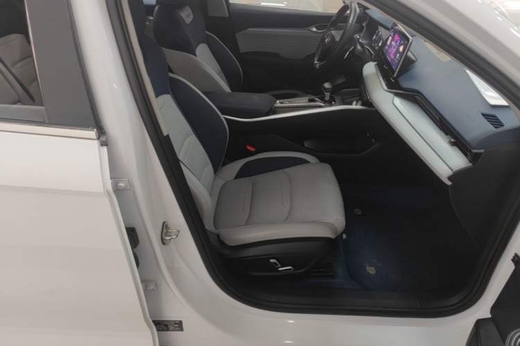 Used Geely Auto Preface 2021 Revised Version 2.0TD Luxury Edition Right Front Seat