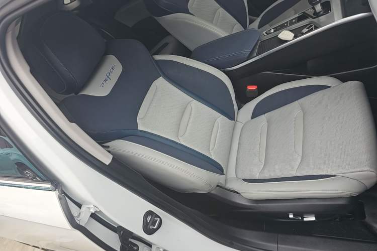 Used Geely Auto Preface 2021 2.0TD Luxury Version Right Front Seat