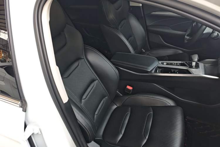 Used Geely Auto Preface 2021 2.0TD Luxury Version Right Front Seat
