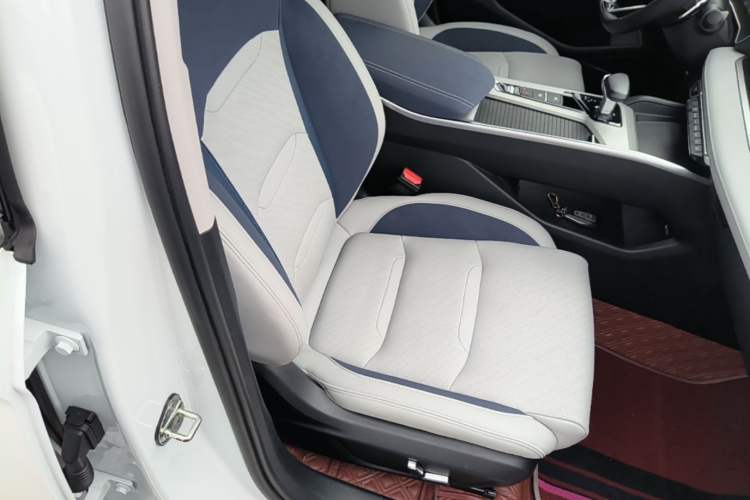 Used Geely Auto Preface 2021 Revised Version 2.0TD Luxury Edition Right Front Seat