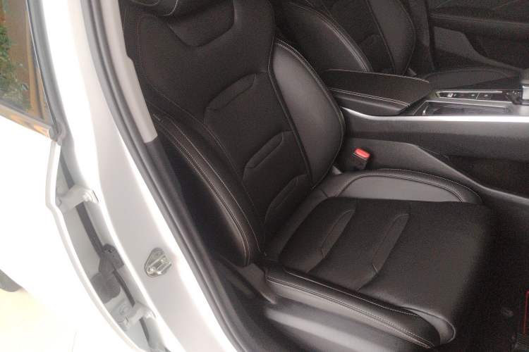 Used Geely Auto Preface 2021 2.0TD Luxury Version Right Front Seat