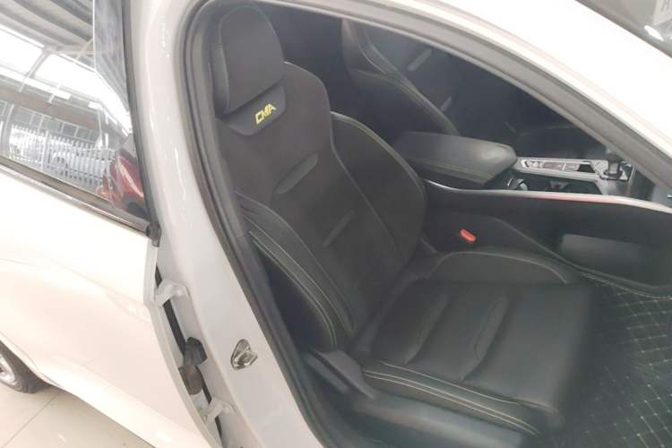Used Geely Auto Preface 2021 2.0TD Space-Time Edition Hao Yue Right Front Seat