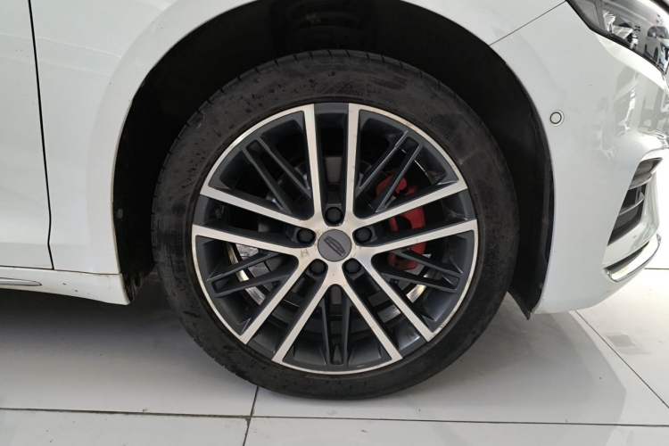Used Geely Auto Preface 2021 Revised Version 2.0TD Luxury Edition Right Front Wheel Hub