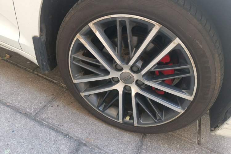 Used Geely Auto Preface 2021 2.0TD Luxury Version Right Front Wheel Hub