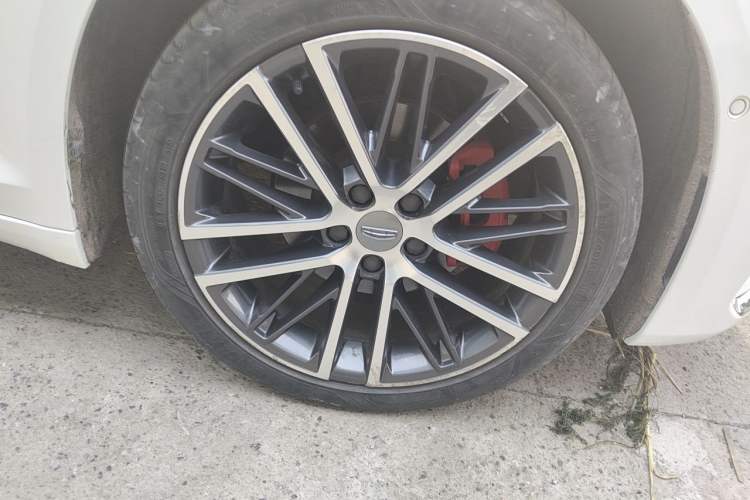 Used Geely Auto Preface 2021 2.0TD Flagship Edition Right Front Wheel Hub