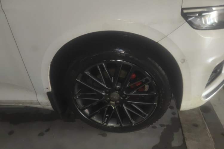 Used Geely Auto Preface 2021 Revised Version 2.0TD Luxury Edition Right Front Wheel Hub
