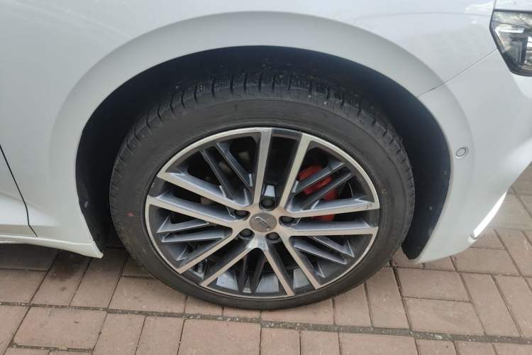 Used Geely Auto Preface 2021 2.0TD Flagship Edition Right Front Wheel Hub
