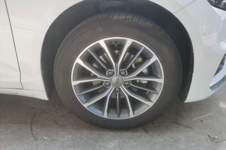 Used Geely Auto Preface 2021 2.0TD Luxury Version Right Front Wheel Hub