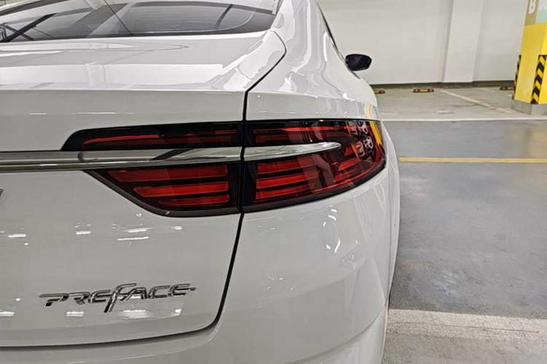 Used Geely Auto Preface 2021 2.0TD Luxury Version Right Rear Taillight