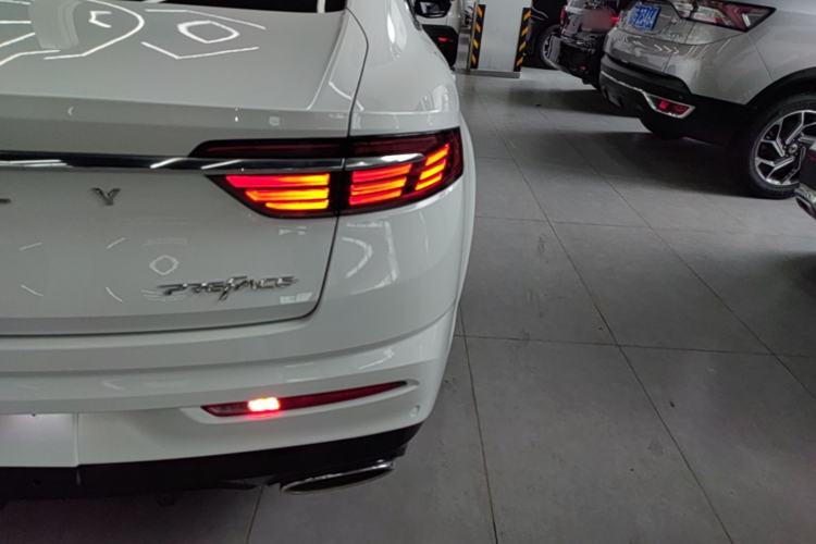 Used Geely Auto Preface 2021 2.0TD Luxury Version Right Rear Taillight