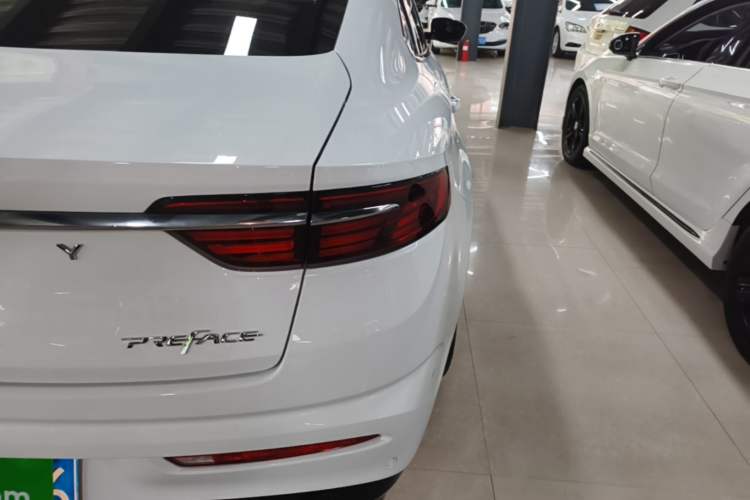 Used Geely Auto Preface 2021 Revised Version 2.0TD Luxury Edition Right Rear Taillight