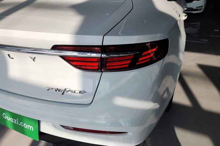 Used Geely Auto Preface 2021 Revised Version 2.0TD Luxury Edition Right Rear Taillight