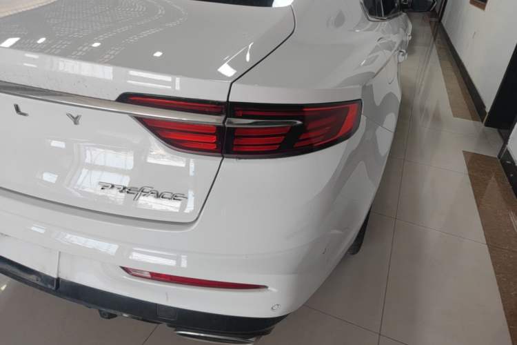 Used Geely Auto Preface 2021 Revised Version 2.0TD Luxury Edition Right Rear Taillight