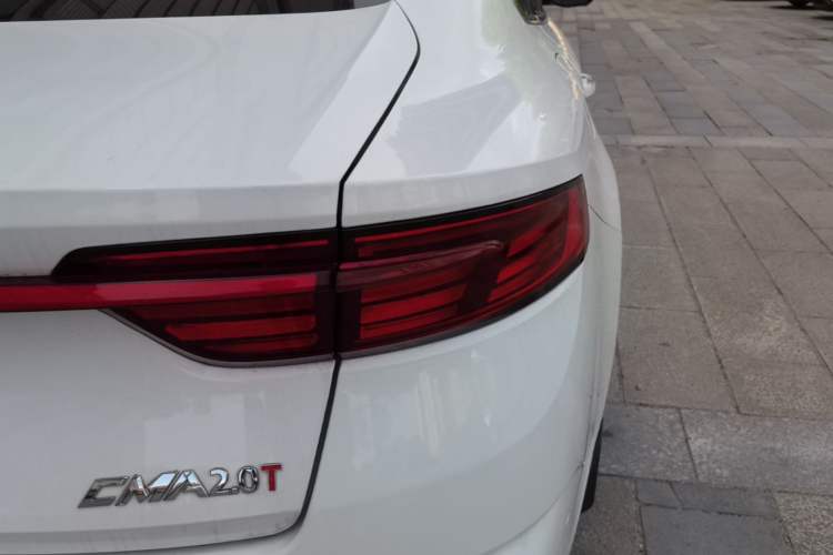 Used Geely Auto Preface 2021 Revised Version 2.0TD Luxury Edition Right Rear Taillight
