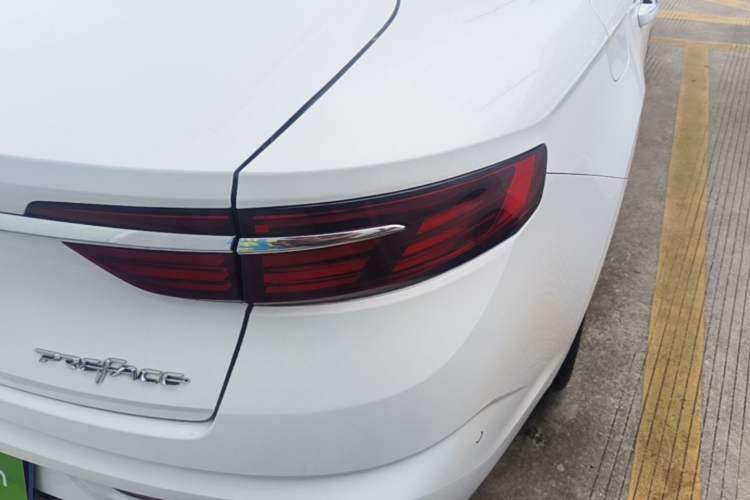Used Geely Auto Preface 2021 2.0TD Luxury Version Right Rear Taillight