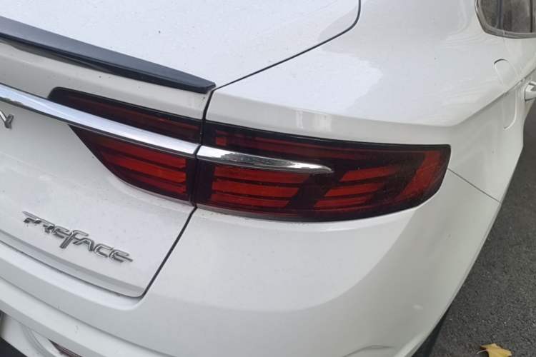 Used Geely Auto Preface 2021 2.0TD Luxury Version Right Rear Taillight