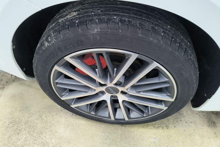 Used Geely Auto Preface 2021 Revised Version 2.0TD Luxury Edition Right Rear Wheel Hub