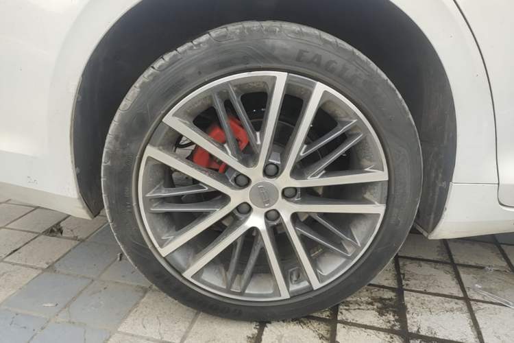 Used Geely Auto Preface 2021 Revised Version 2.0TD Luxury Edition Right Rear Wheel Hub