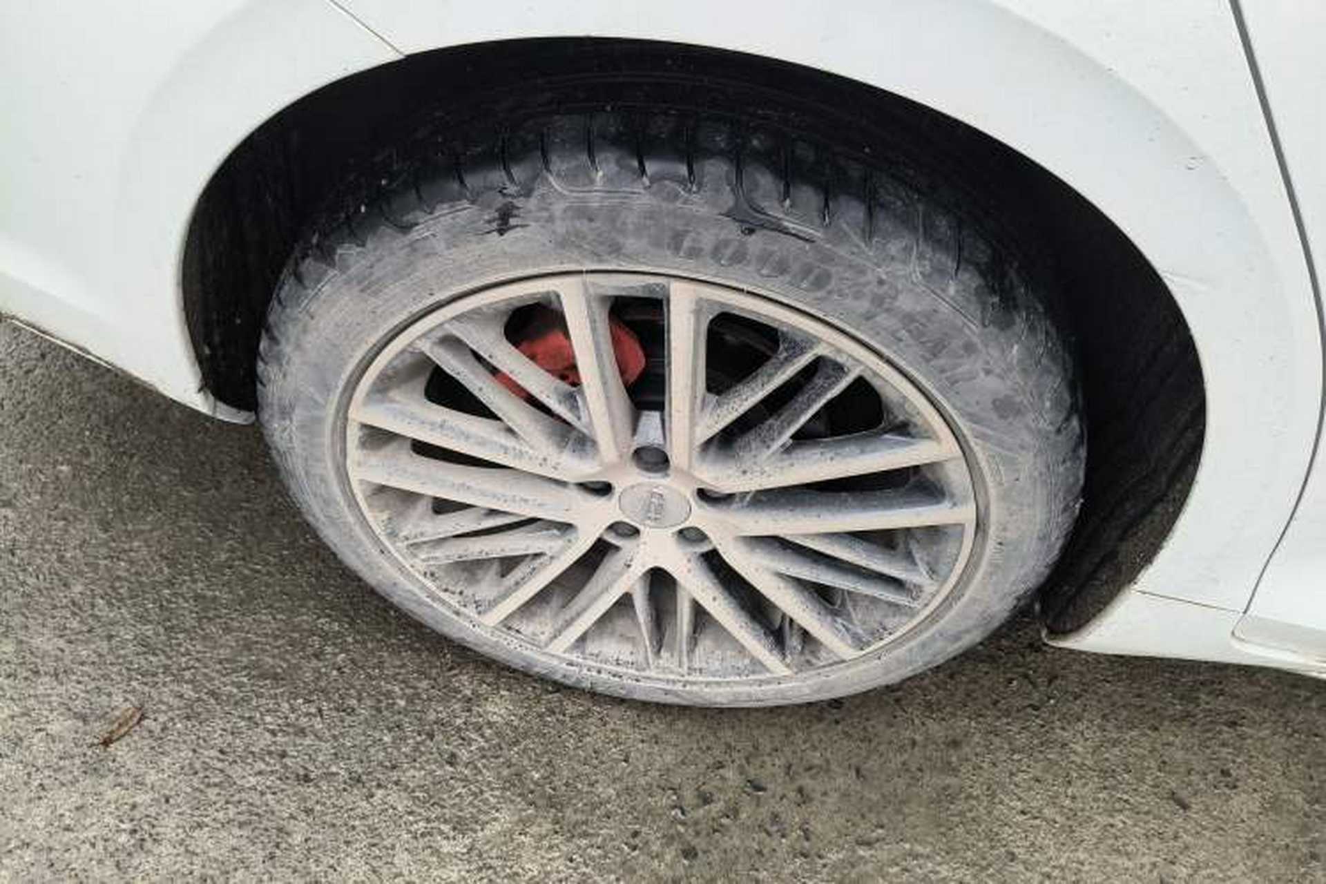 Used Geely Auto Preface 2021 Revised Version 2.0TD Luxury Edition Right Rear Wheel Hub