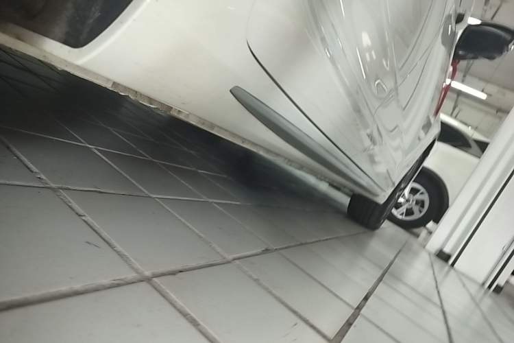 Used Geely Auto Preface 2021 2.0TD Flagship Edition Right Side Sill
