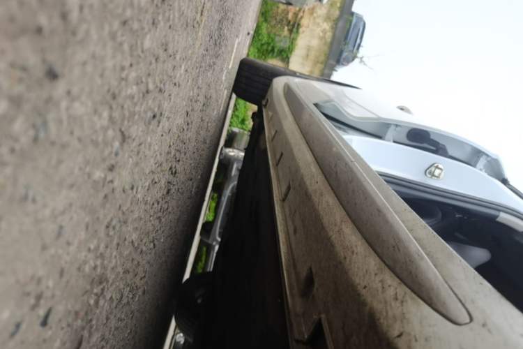 Used Geely Auto Preface 2021 2.0TD Luxury Version Right Side Sill