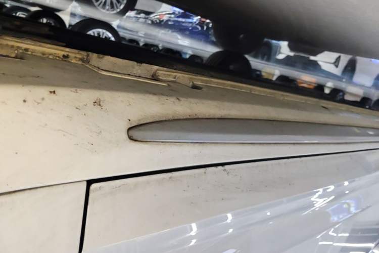 Used Geely Auto Preface 2021 2.0TD Luxury Version Right Side Sill