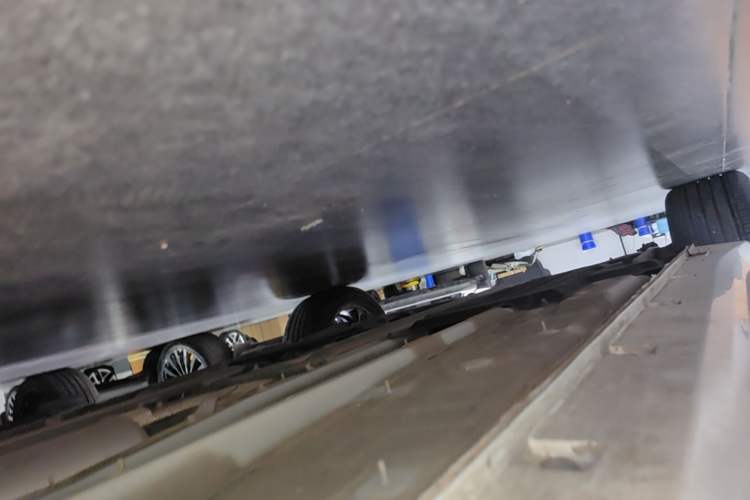 Used Geely Auto Preface 2021 2.0TD Elite Edition Right Side Sill