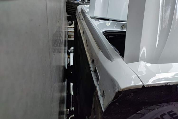 Used Geely Auto Preface 2021 2.0TD Luxury Version Right Side Sill