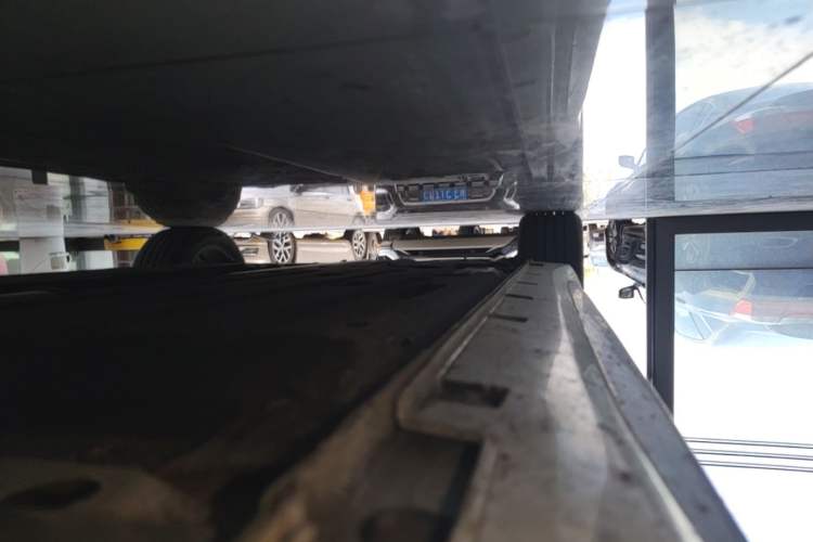 Used Geely Auto Preface 2021 2.0TD Luxury Version Right Side Sill