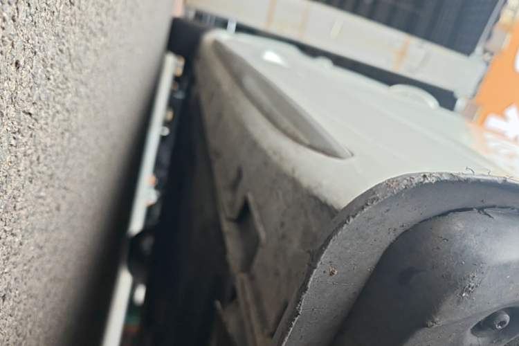 Used Geely Auto Preface 2021 2.0TD Luxury Version Right Side Sill