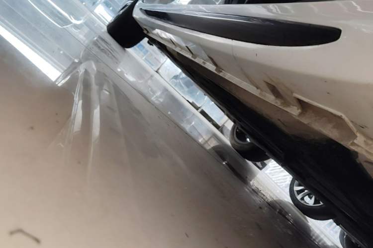 Used Geely Auto Preface 2021 2.0TD Space-Time Edition Hao Yue Right Side Sill