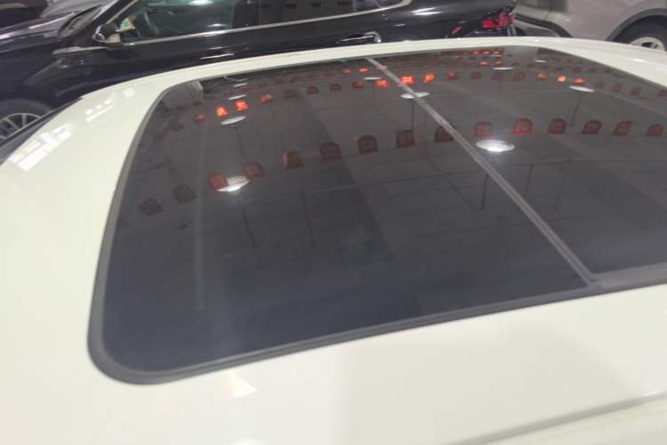 Used Geely Auto Preface 2021 Revised Version 2.0TD Luxury Edition Roof