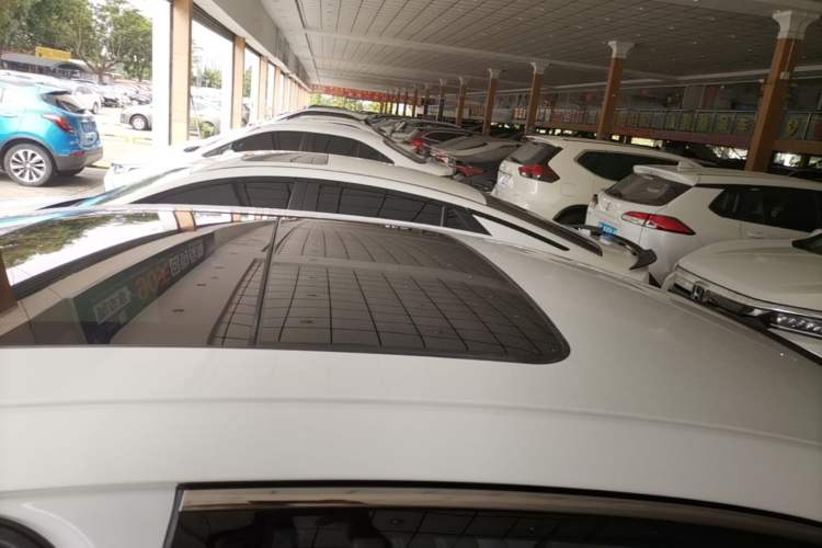 Used Geely Auto Preface 2021 Revised Version 2.0TD Luxury Edition Roof