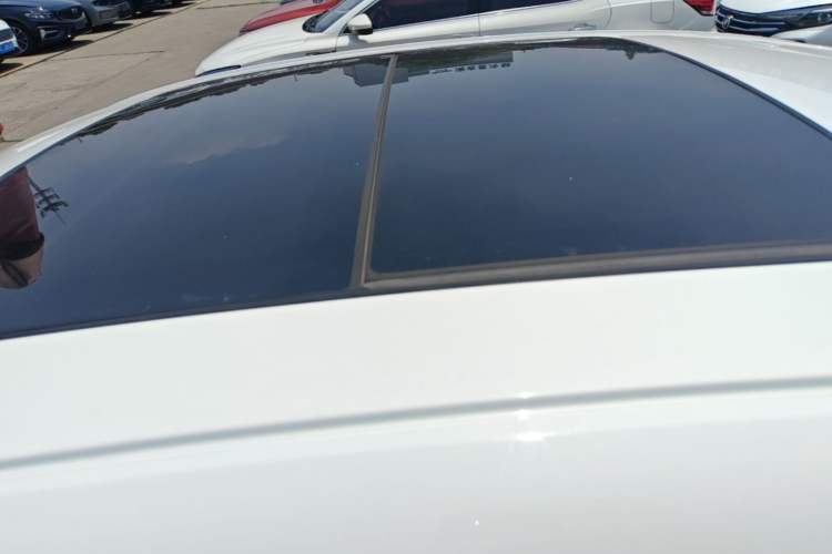 Used Geely Auto Preface 2021 Revised Version 2.0TD Luxury Edition Roof