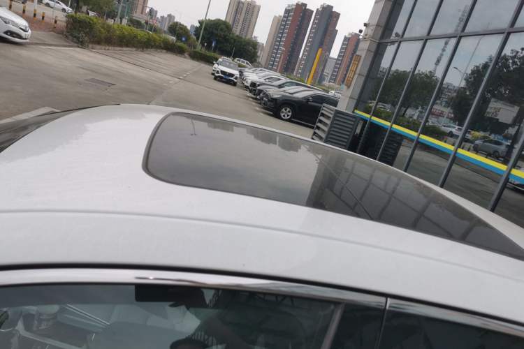 Used Geely Auto Preface 2021 Revised Version 2.0TD Luxury Edition Roof