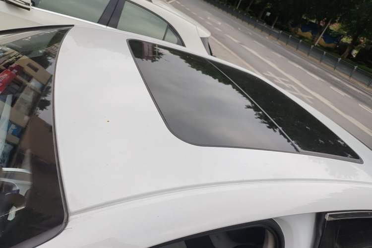 Used Geely Auto Preface 2021 Revised Version 2.0TD Luxury Edition Roof